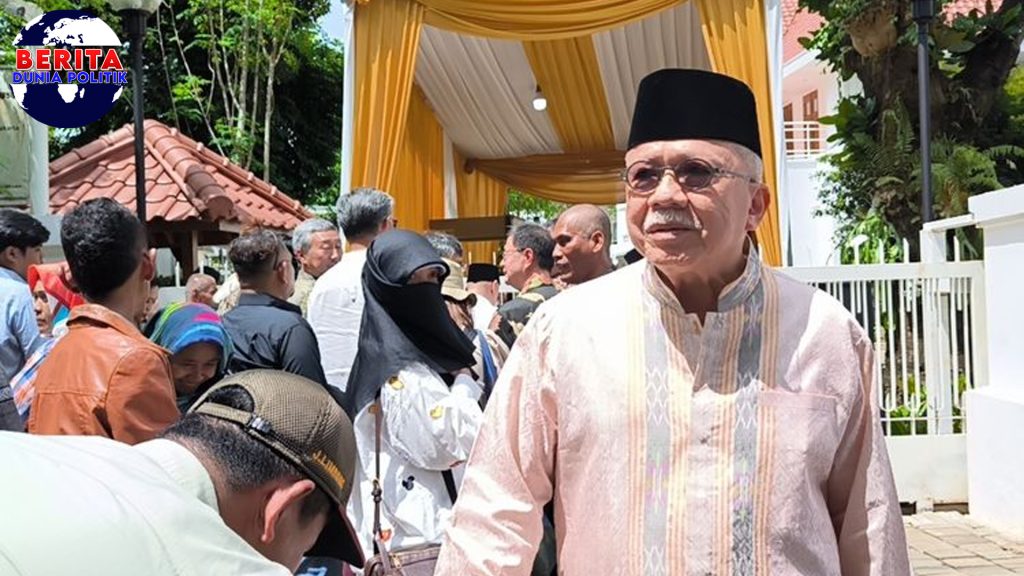 Ulujami Dibanjiri Ribuan Kurir, Antre 2 Kilometer untuk Retur Paket!