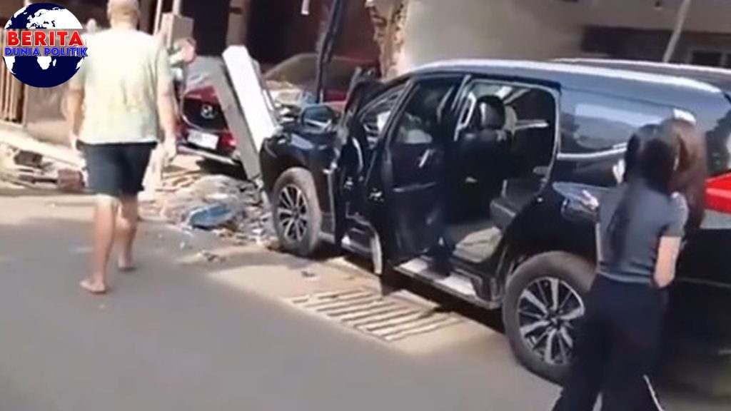 Pria Bermukena Bakar 3 Masjid, Baru Ditangkap!