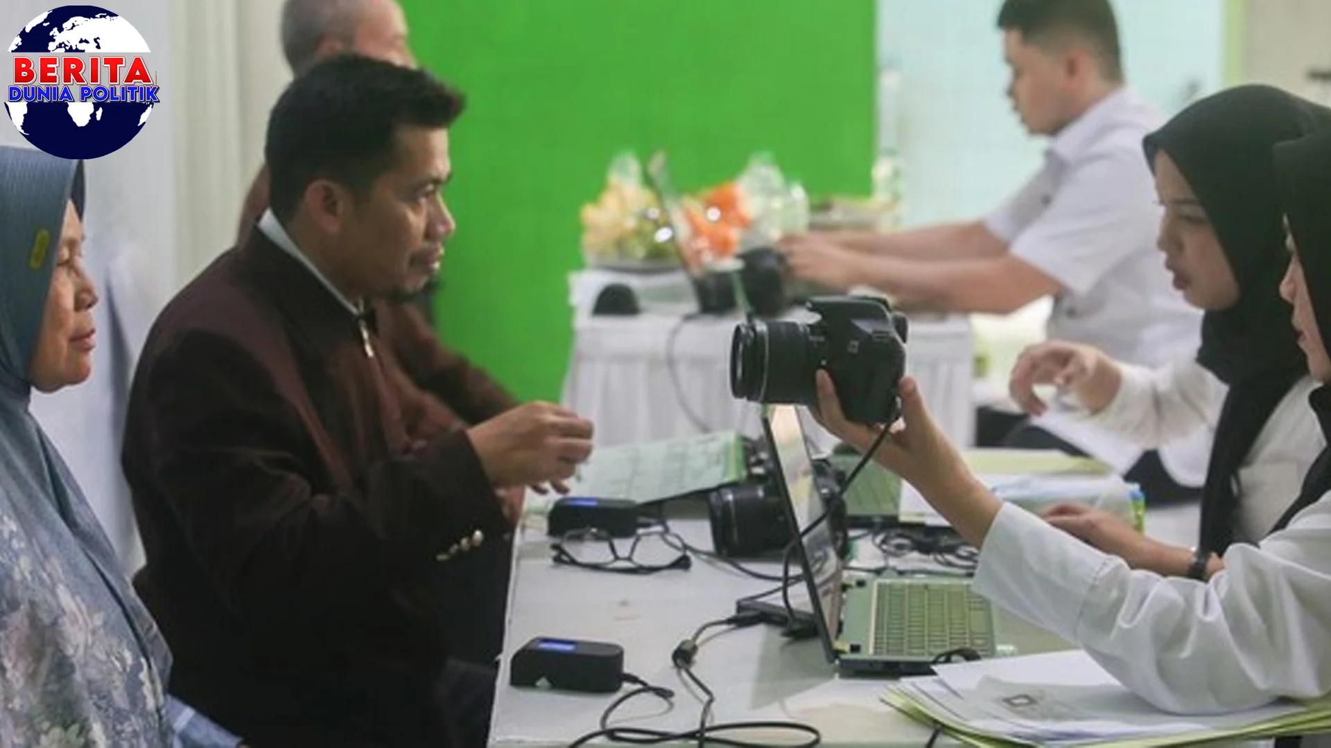 Fresh Graduate? Ini Cara Ikut Strategi Kemenimipas 2025