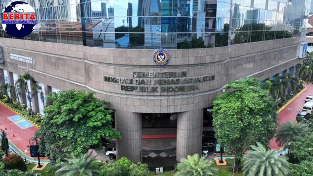 Fresh Graduate? Ini Cara Ikut Strategi Kemenimipas 2025