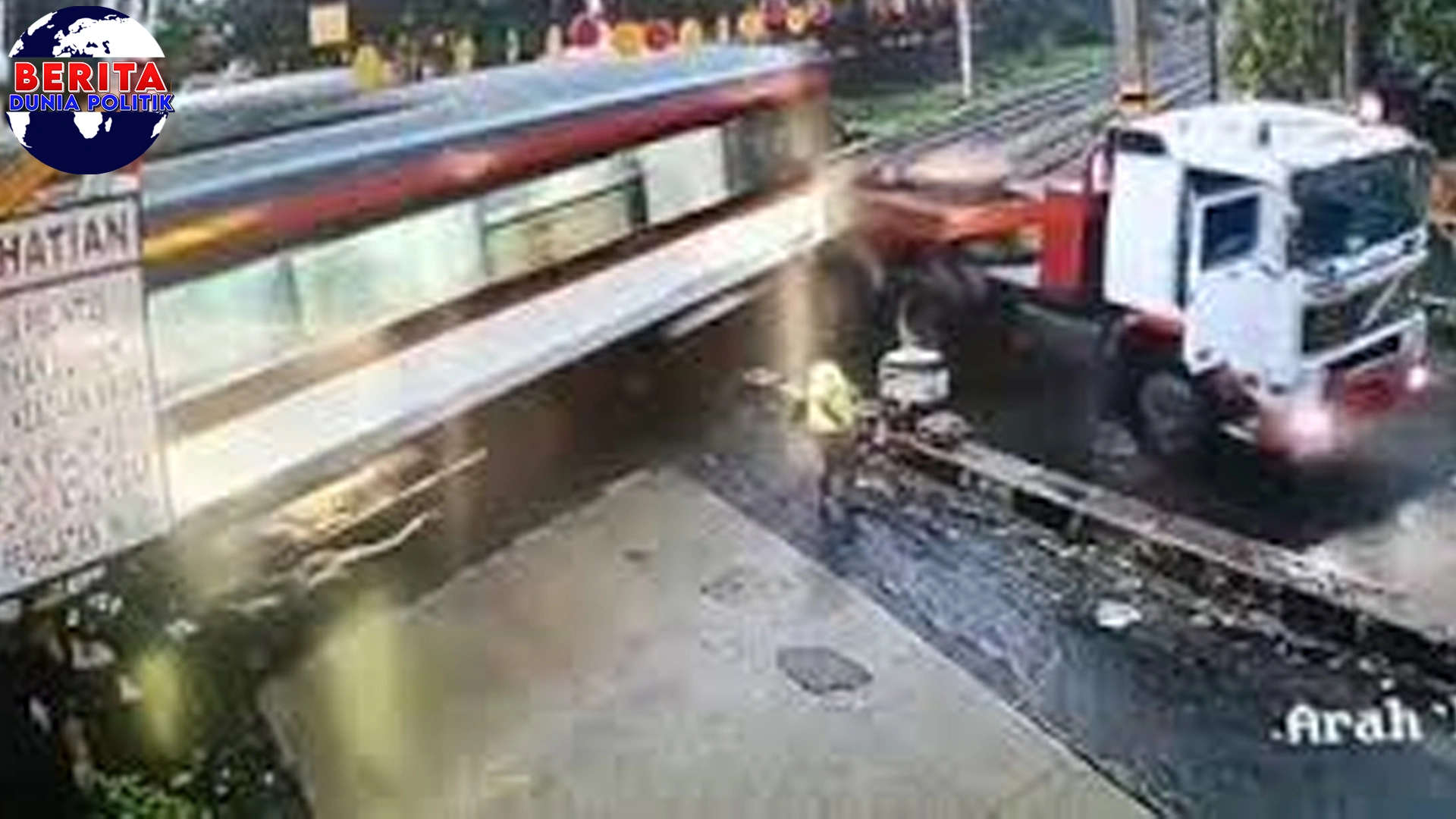 Tragedi di Poris! KA Bandara Tabrak 1 Truk, Kenapa Bisa?